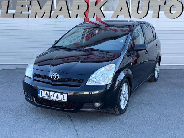 Toyota Corolla verso