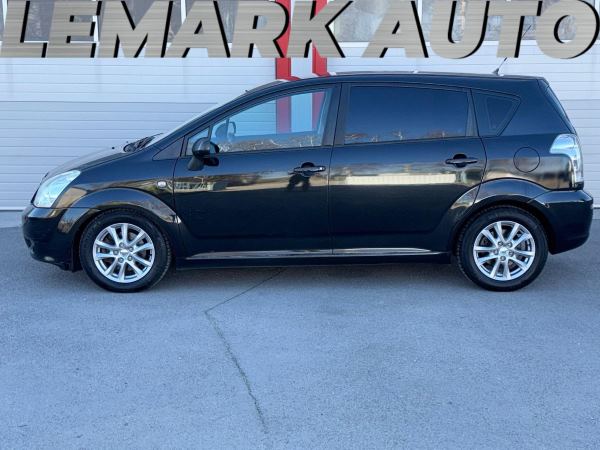 Toyota Corolla verso