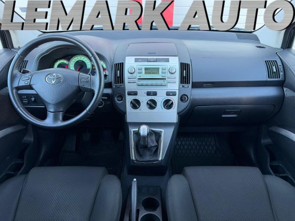 Toyota Corolla verso