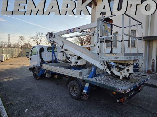 Автовишка NISSAN