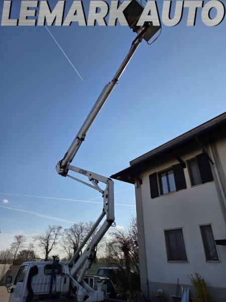 Автовишка NISSAN