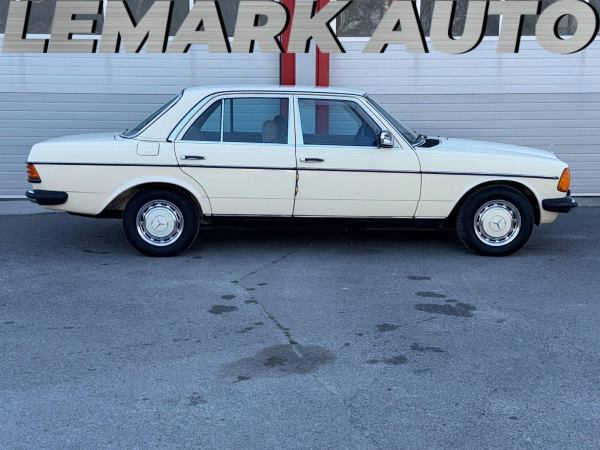Mercedes-Benz 200