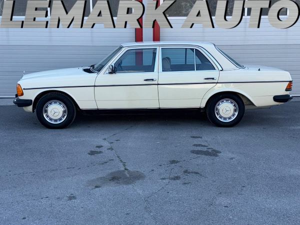 Mercedes-Benz 200