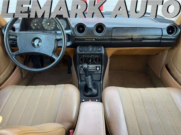 Mercedes-Benz 200