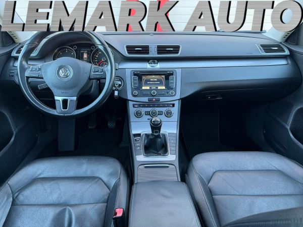 VW Passat