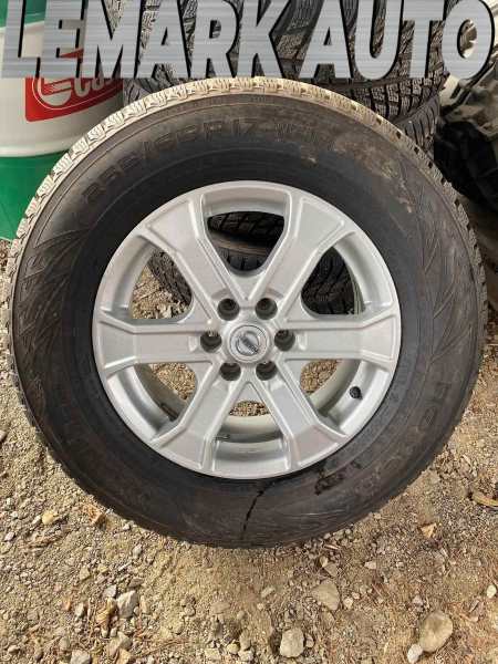 Гуми с джанти 255/65R17 за Nissan Navara