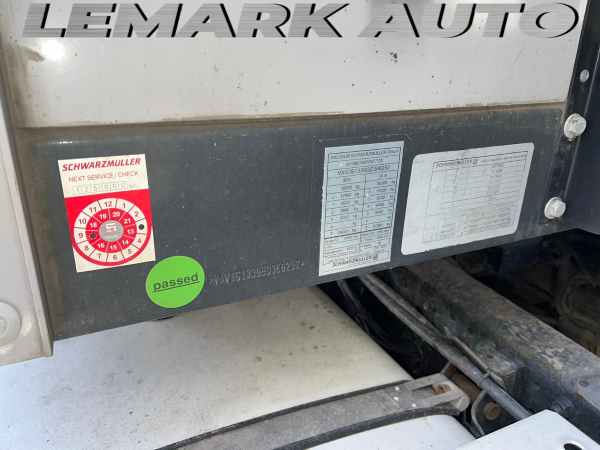 Schwarzmuller J SERIE