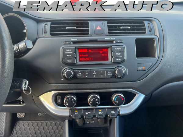 Kia Rio 1.25I