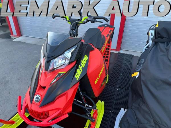 Ski-Doo Summit