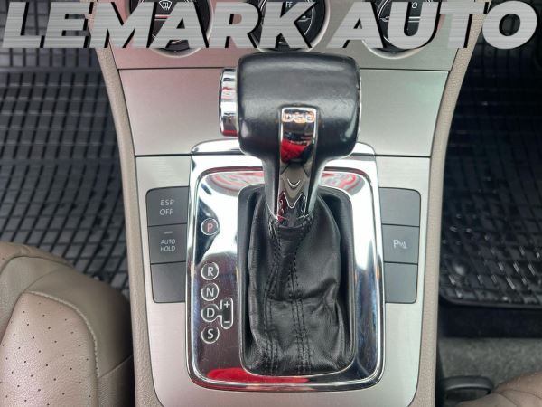 VW Passat