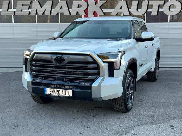 Toyota Tundra