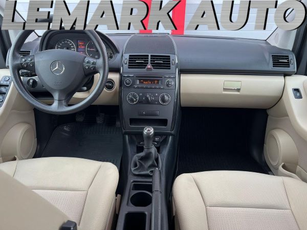 Mercedes-Benz A 160